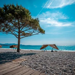Fame - Marina Baie Des Anges Villeneuve-Loubet