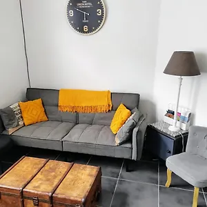  Apartment La Petite Maison Frankreich