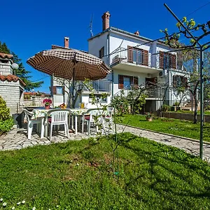 https://apartments-severina.in-istria.net